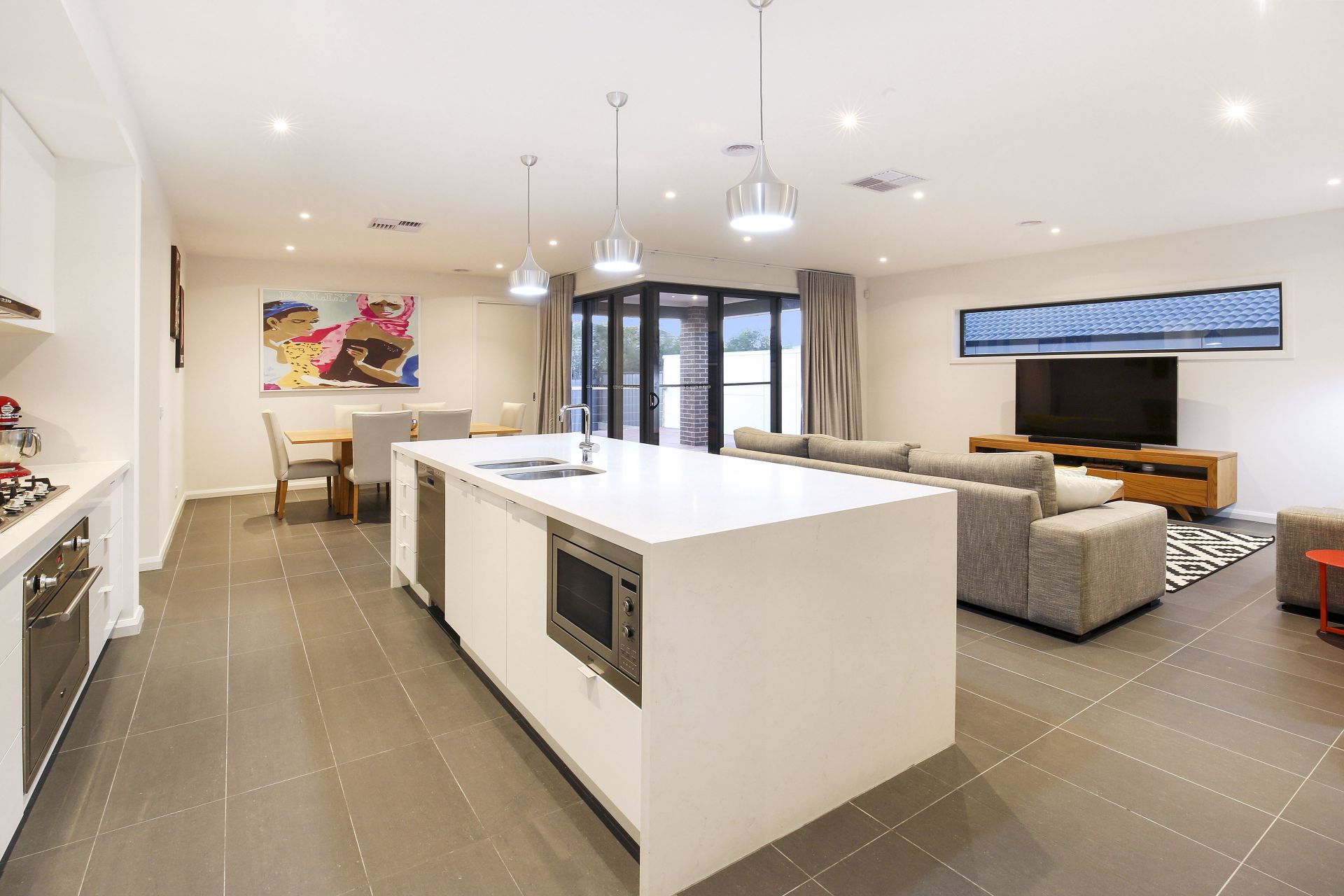 Four Bedrooms + Study In Aston Estate!
