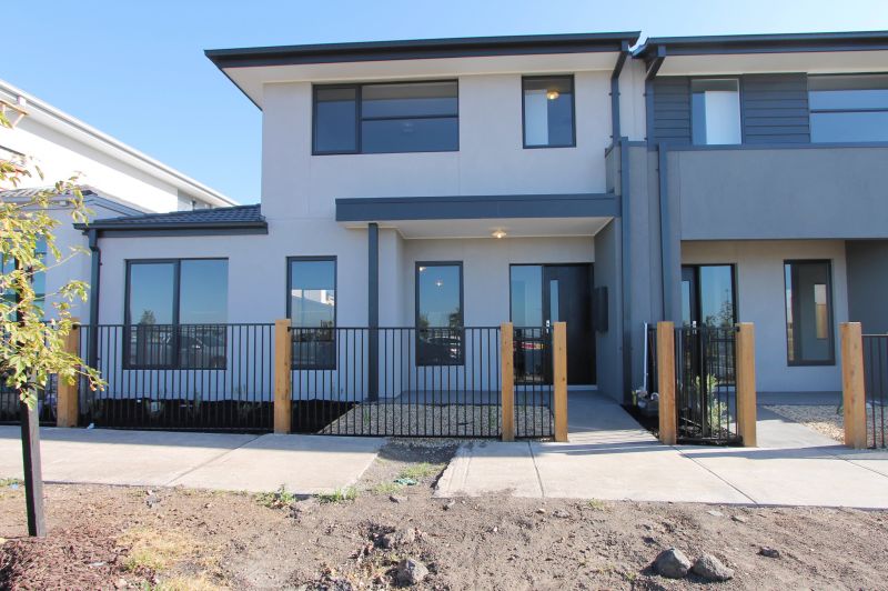 10 Macedon Parade, Wollert