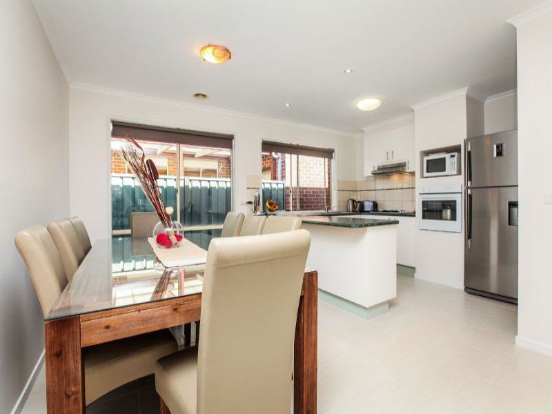 20 Northampton Crescent, Caroline Springs - Thumbnail 4