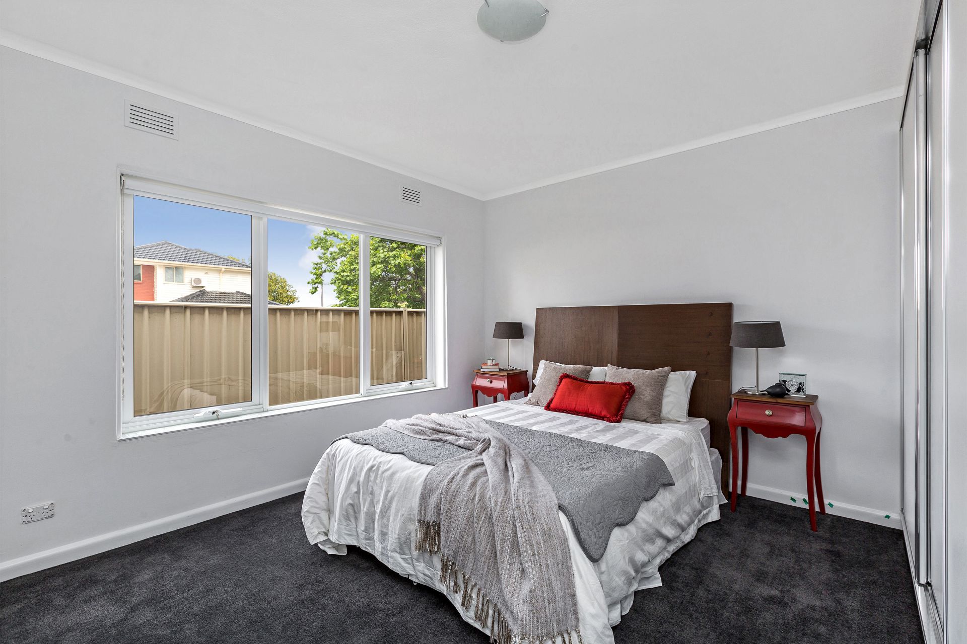 1/7 Sydney Street, Footscray - Thumbnail 2