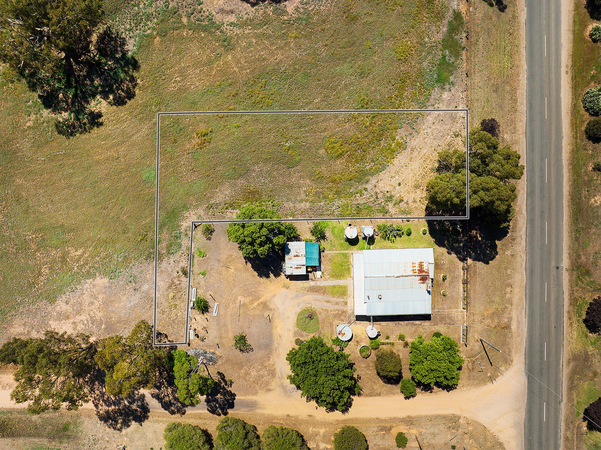 5 Adams Road, Harcourt - Thumbnail 3