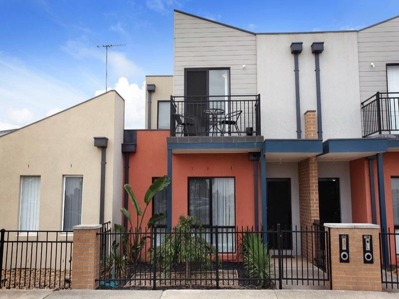 405 Hume Drive, Caroline Springs - Thumbnail 2