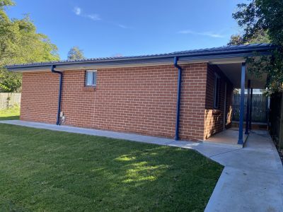 Asquith 55a Hyacinth Street