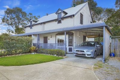 Idyllic Location - Beautiful Storybook Inspired townhouse – Backing parkland - No Body Corp Fees