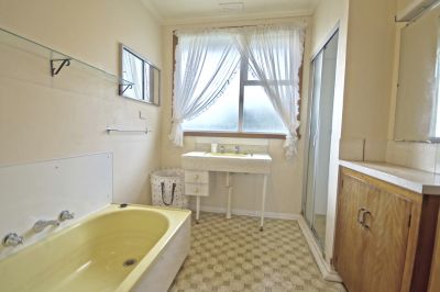 3
 
 
 
  
 
 
 1
 
 
 
  
 
 
 1
 
 
 
 
 
 
 
 11 McBride Street, Devonport TAS 7310, Devonport - Thumbnail 7