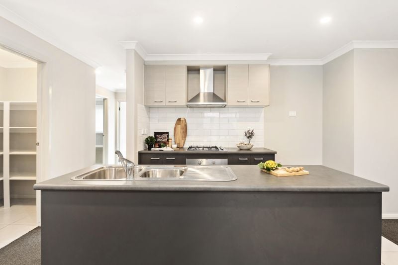 10 Dany Road, Pakenham