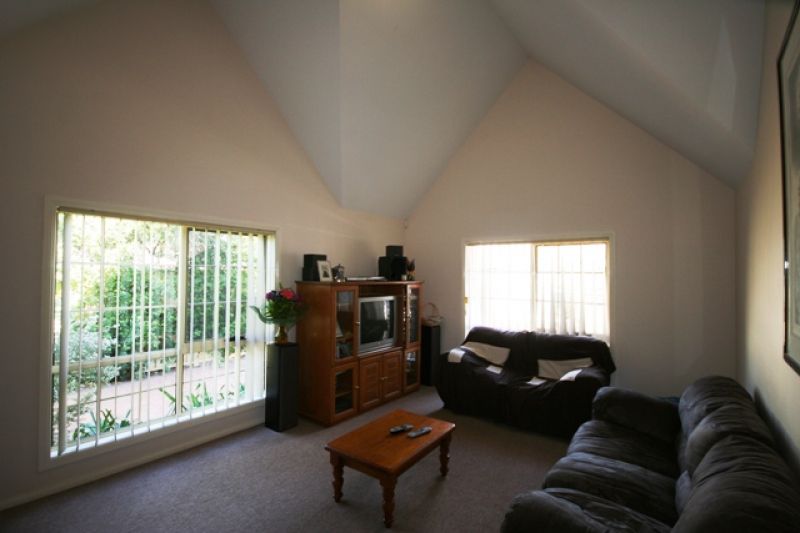 1/30 Bourke Street, Richmond - Thumbnail 3