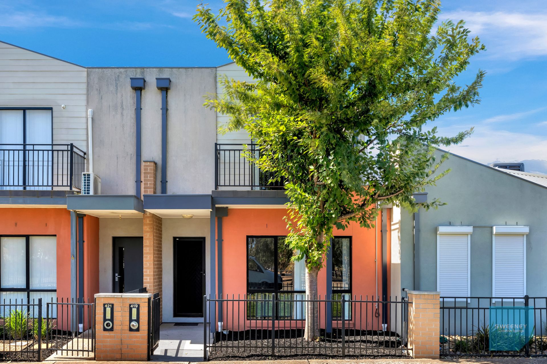 419 Hume Drive, Caroline Springs - Thumbnail 2