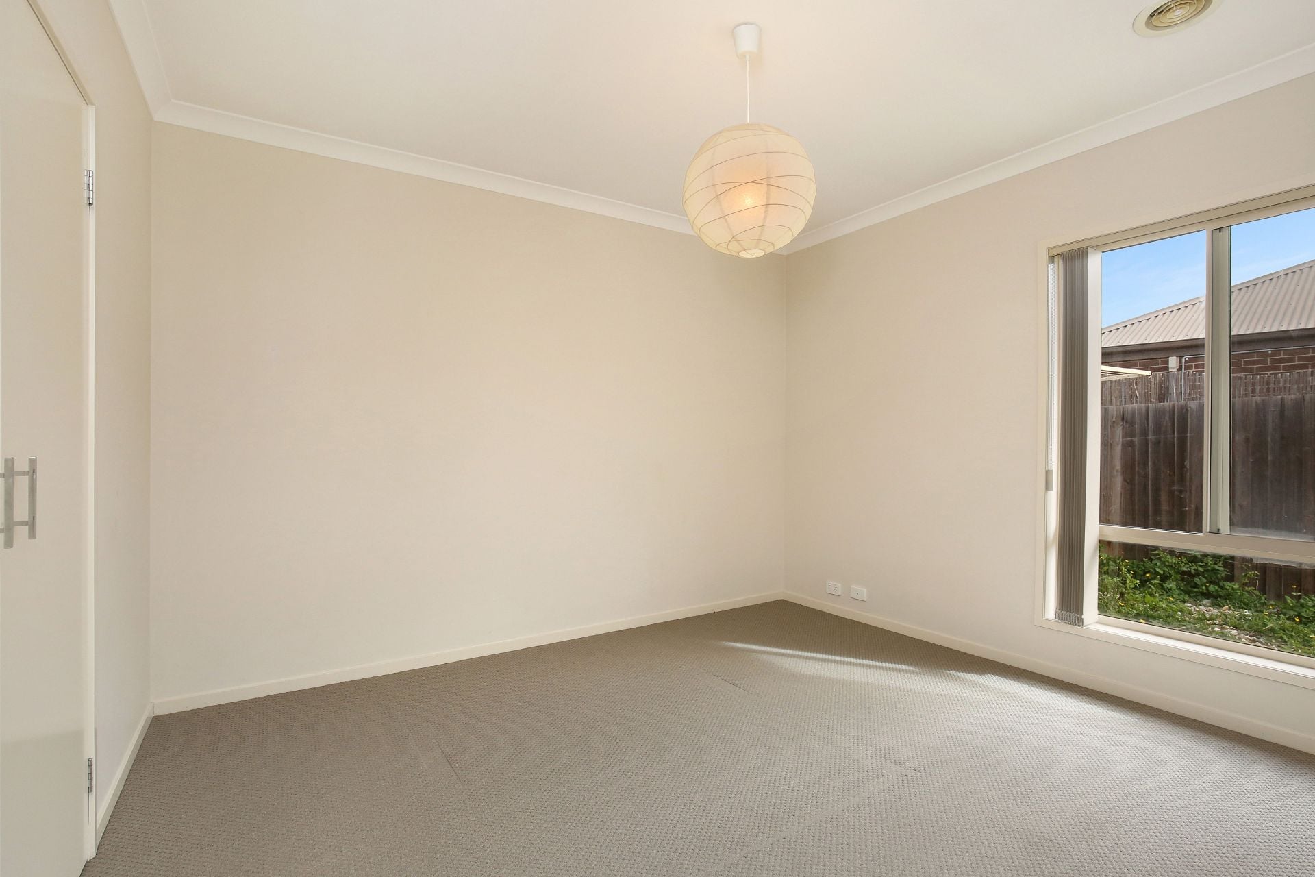 LOVE THE HOME, ADORE THE LOCATION - BRAND NEW CARPETS!
