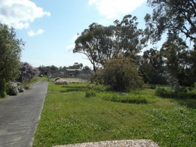 325 Fowler Road, Illawong