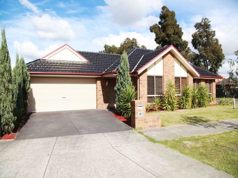 12 Astair Avenue SOUTH MORANG, South Morang - Thumbnail 3