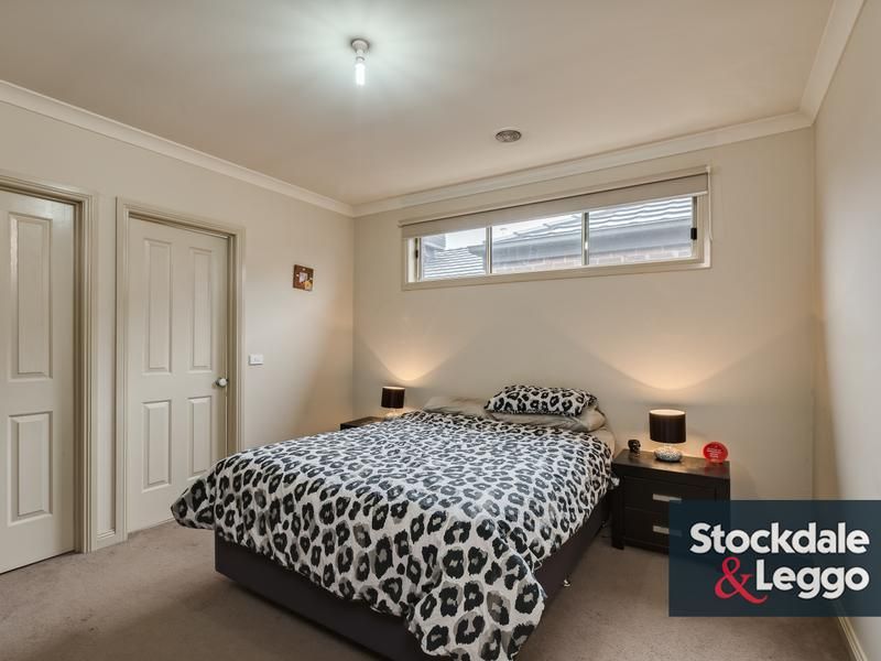 18 Jenolan Way SOUTH MORANG, South Morang - Thumbnail 8