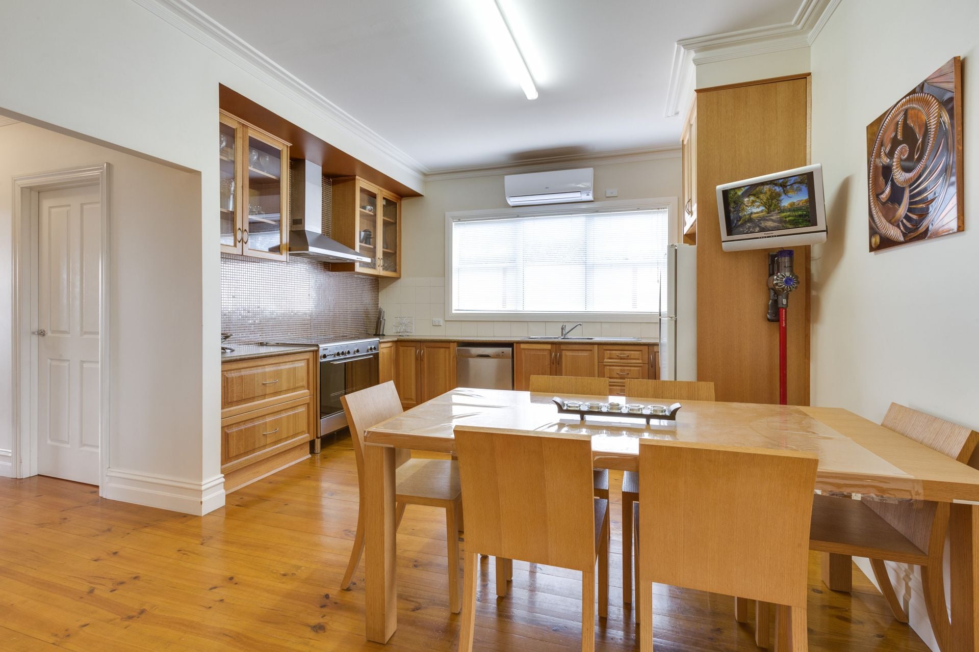 27 Griffith Street, Bacchus Marsh - Thumbnail 4