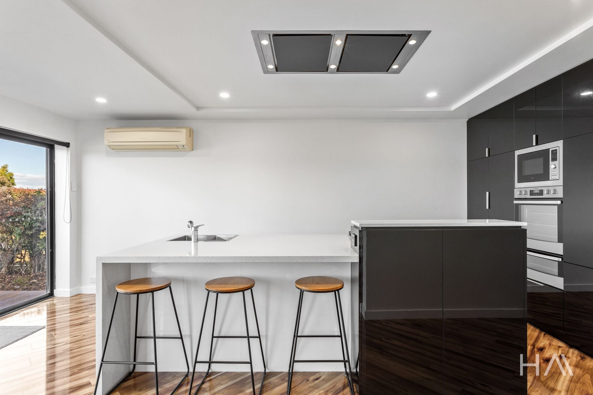 143 Gravelly Beach Road Blackwall, Blackwall - Thumbnail 5
