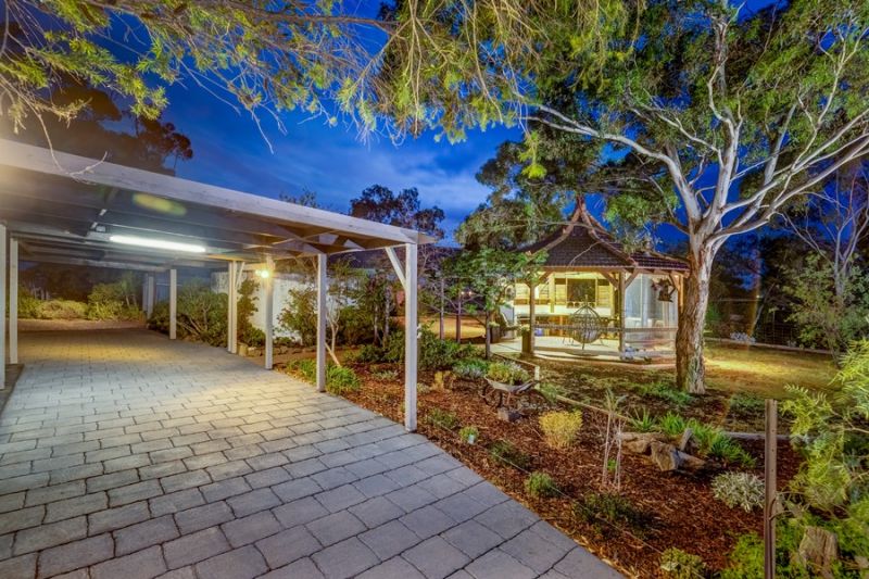 182 Hopetoun Park Road, Hopetoun Park Sweeney Estate Agents