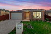 50 Glenelg Street, Clyde North VIC