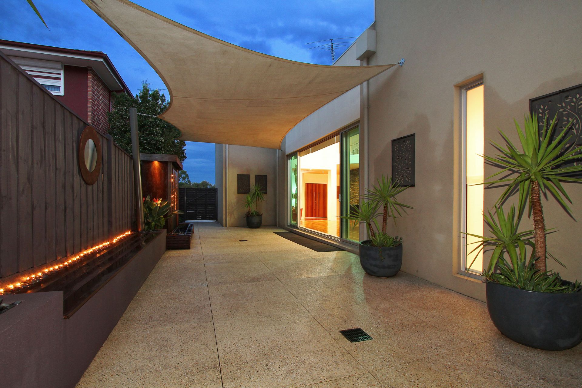 Contemporary Design With Spacious Sophisticated Style