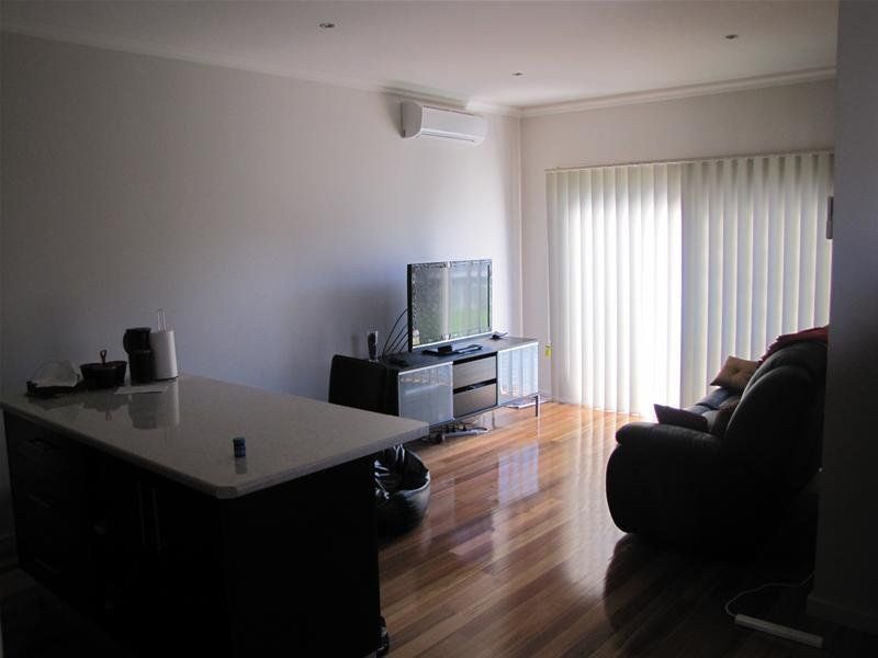 Modern 2 Bedroom Unit