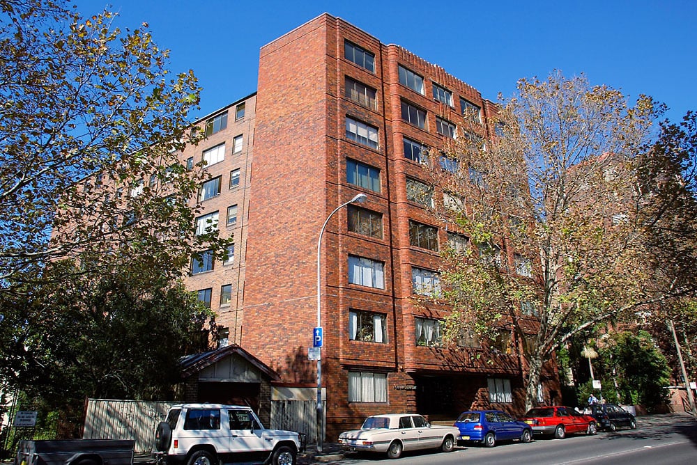 Real Estate For Lease 17/4 Macleay