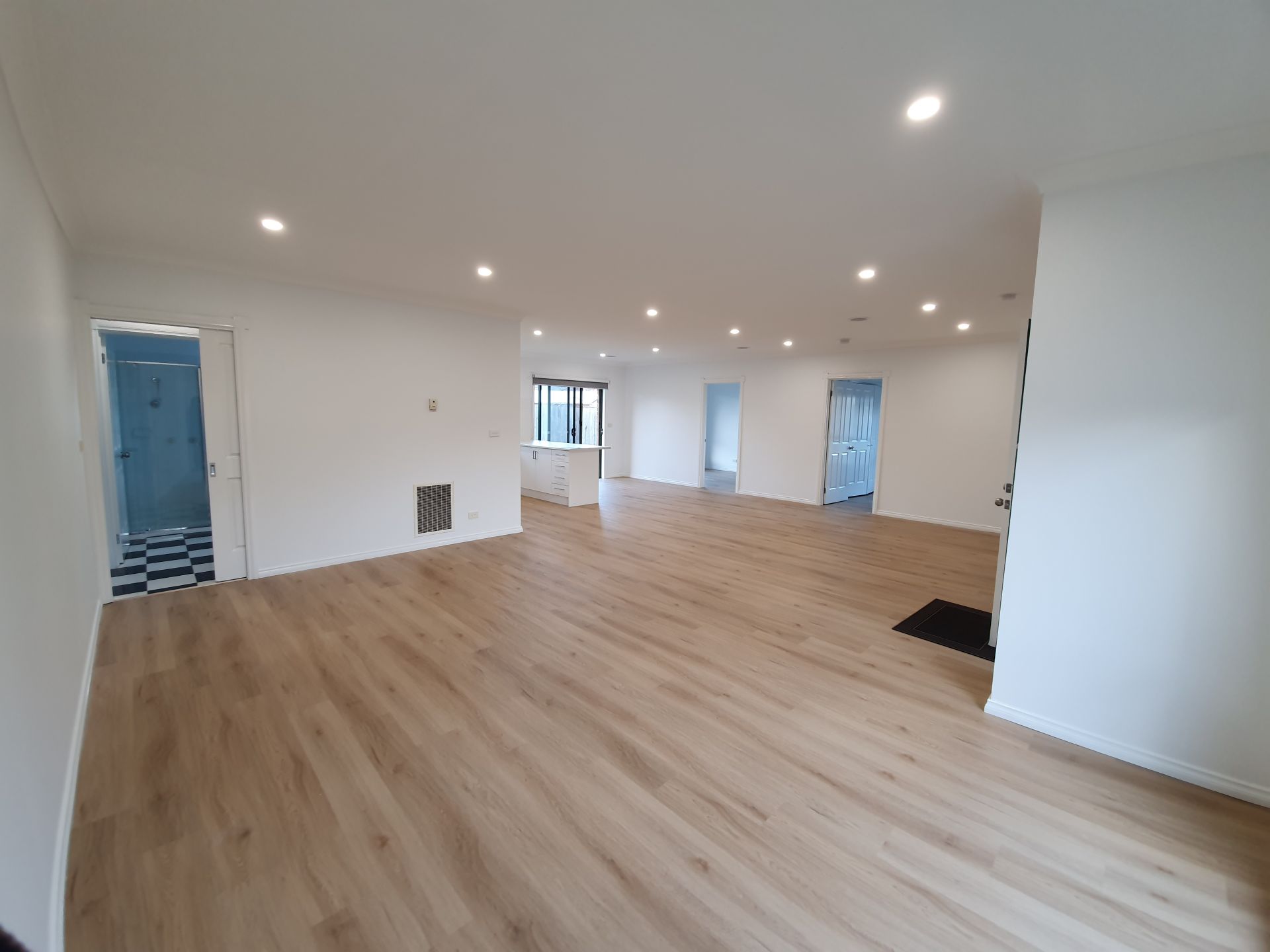 LOW MAINTENANCE, LOVELY & SPACIOUS