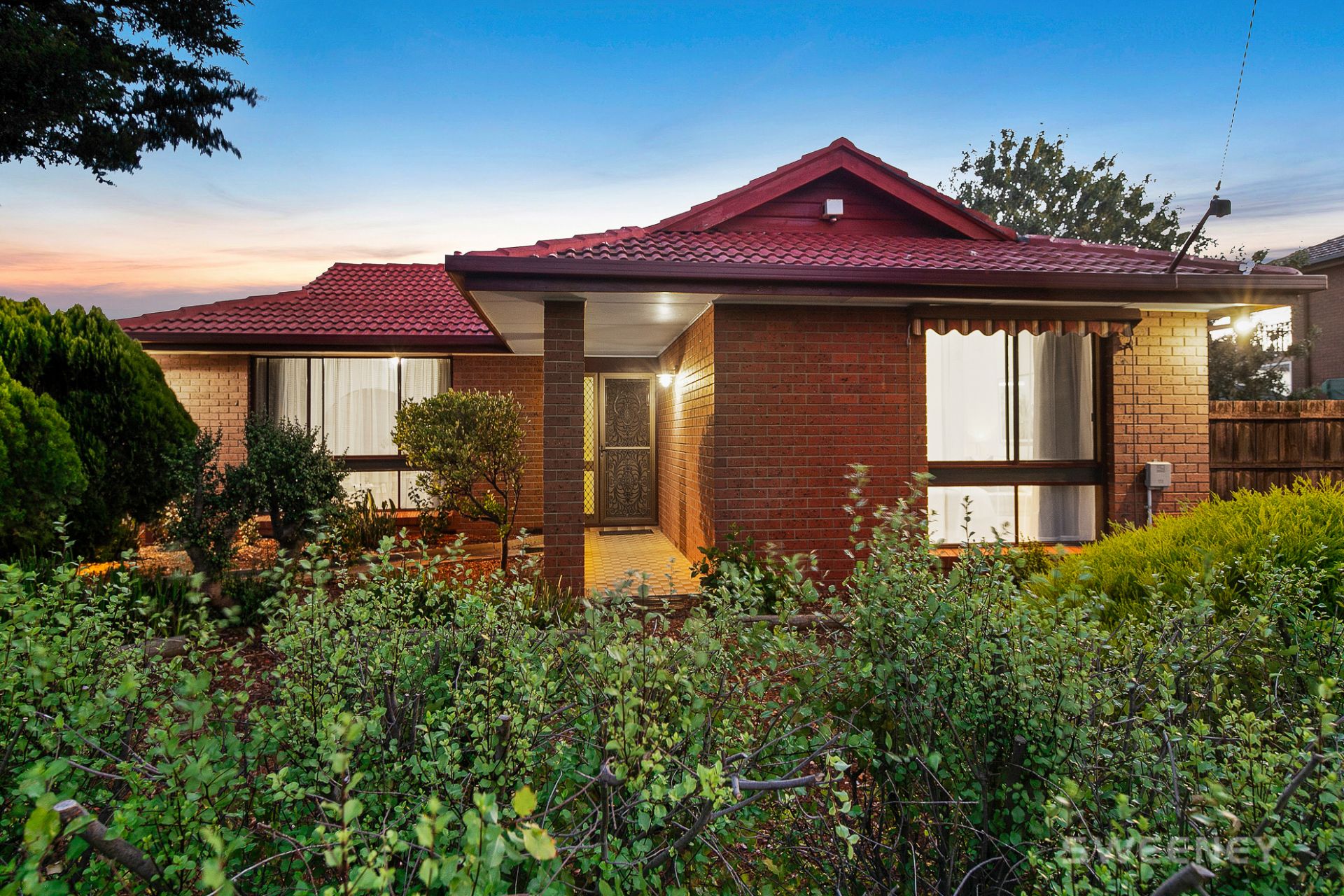 31 Brown Avenue, Altona Meadows - Thumbnail 2