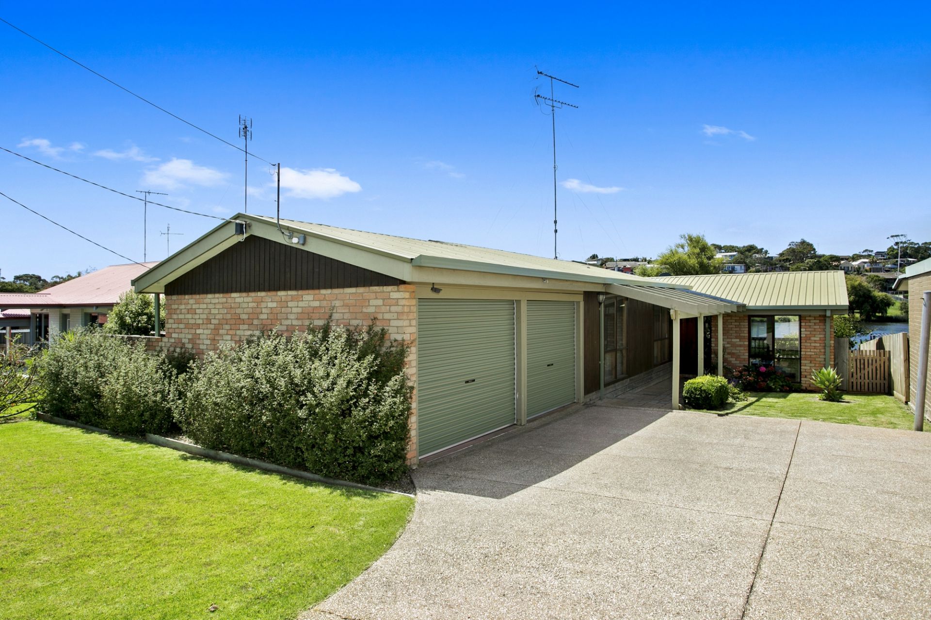 Real Estate For Sale 53 Lake Avenue Ocean Grove , VIC