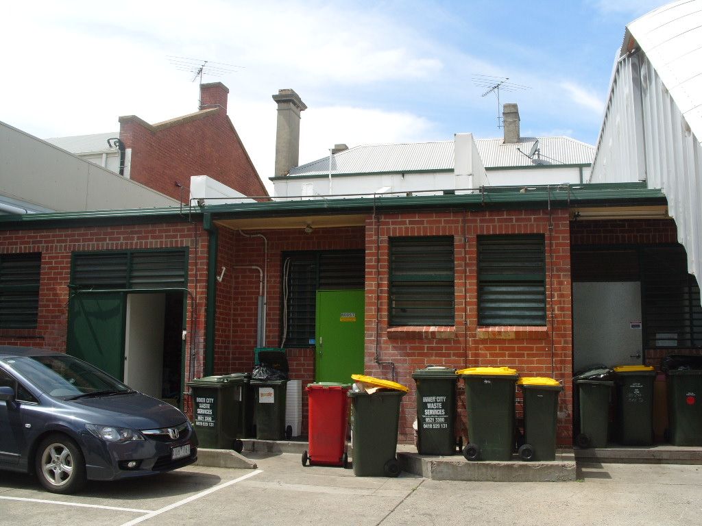PRIME BAY STREET RETAIL - OWNER WILL CONSIDER ALL OFFERS