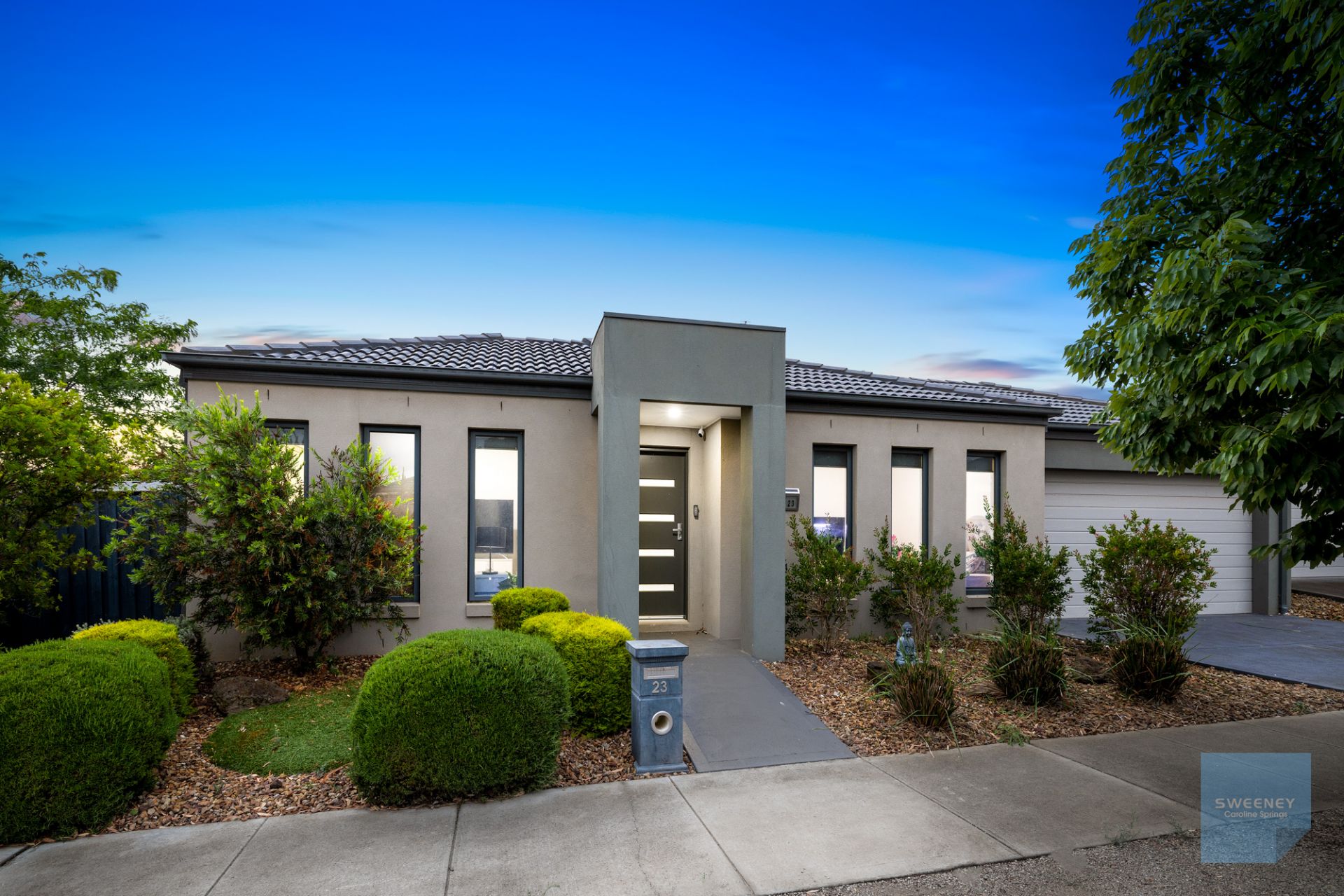 23 Zodiac Way, Fraser Rise - Thumbnail 2