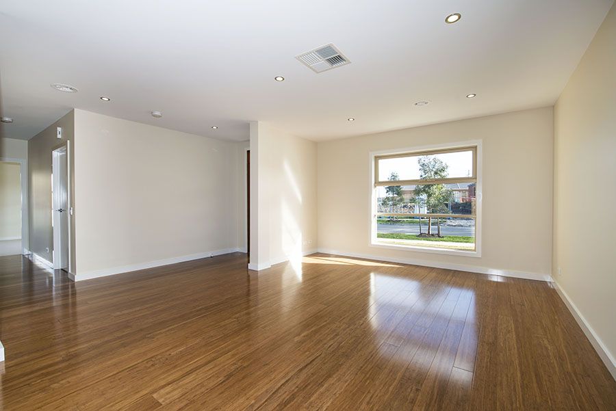 IMMACULATE FAMILY HOME IN THE HAWKSTOWE ESTATE