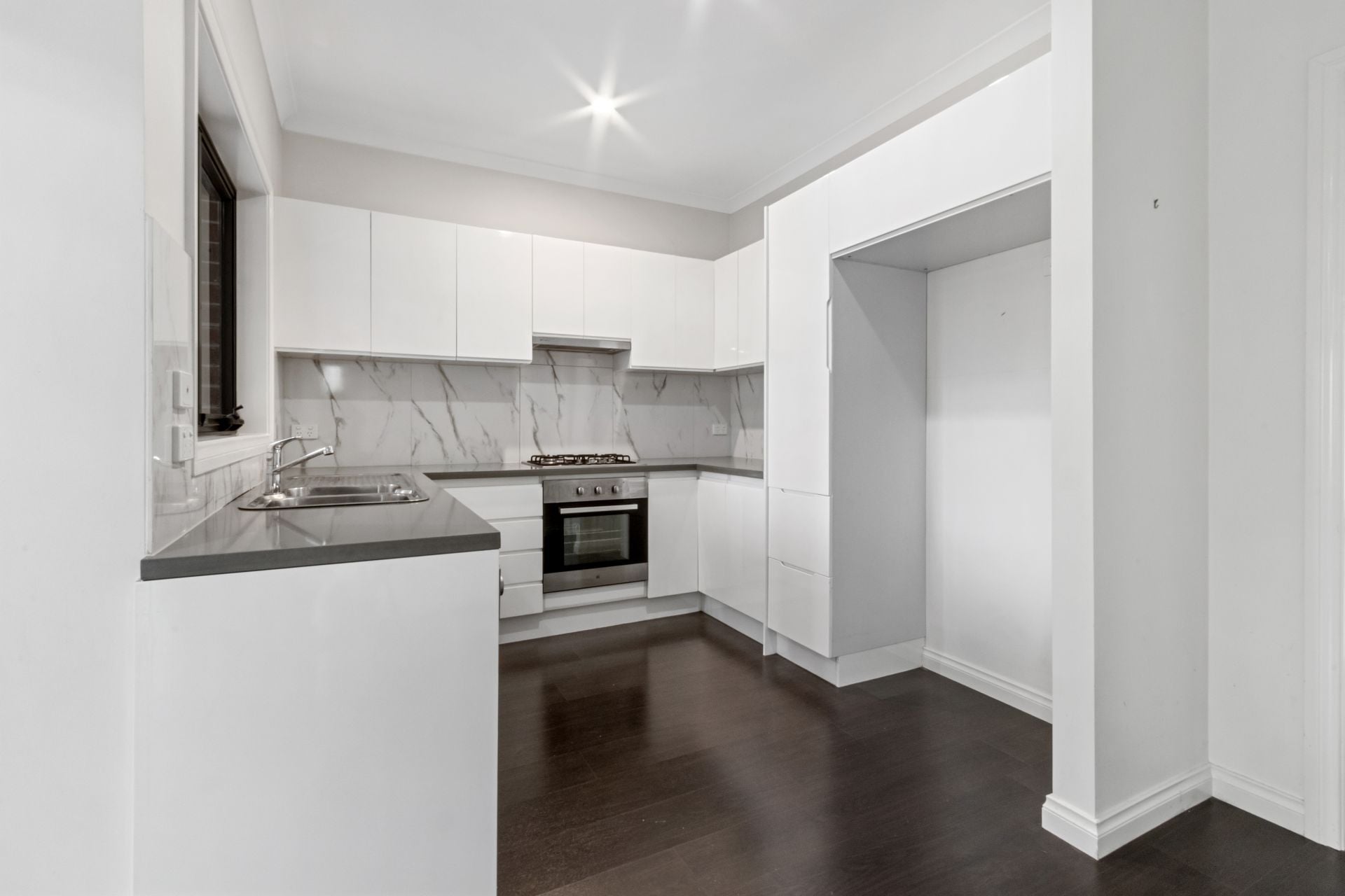 Modern 3-Bedroom Townhouse for Rent in Reservoir!