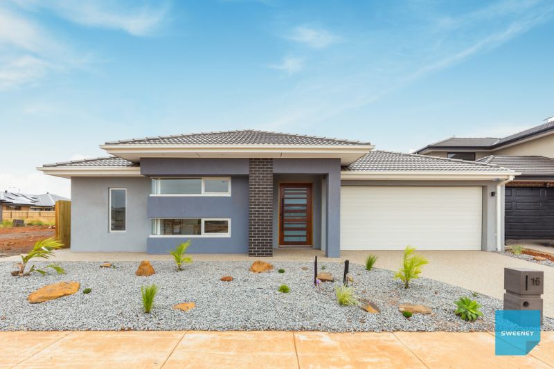 16 Frontier Avenue, Rockbank - Thumbnail 2
