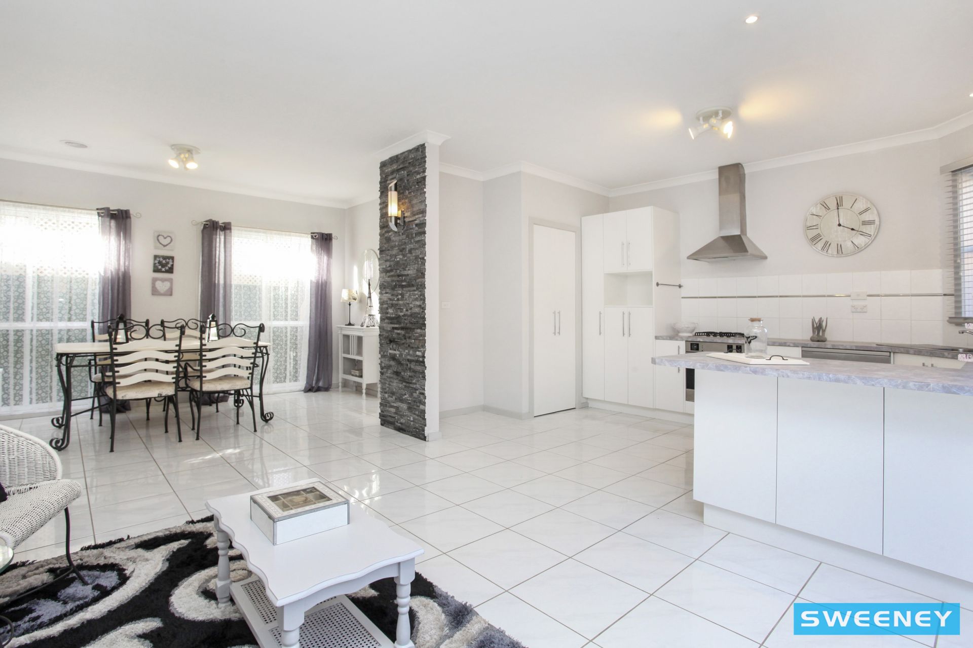 2 Saxby Court, Burnside - Thumbnail 7