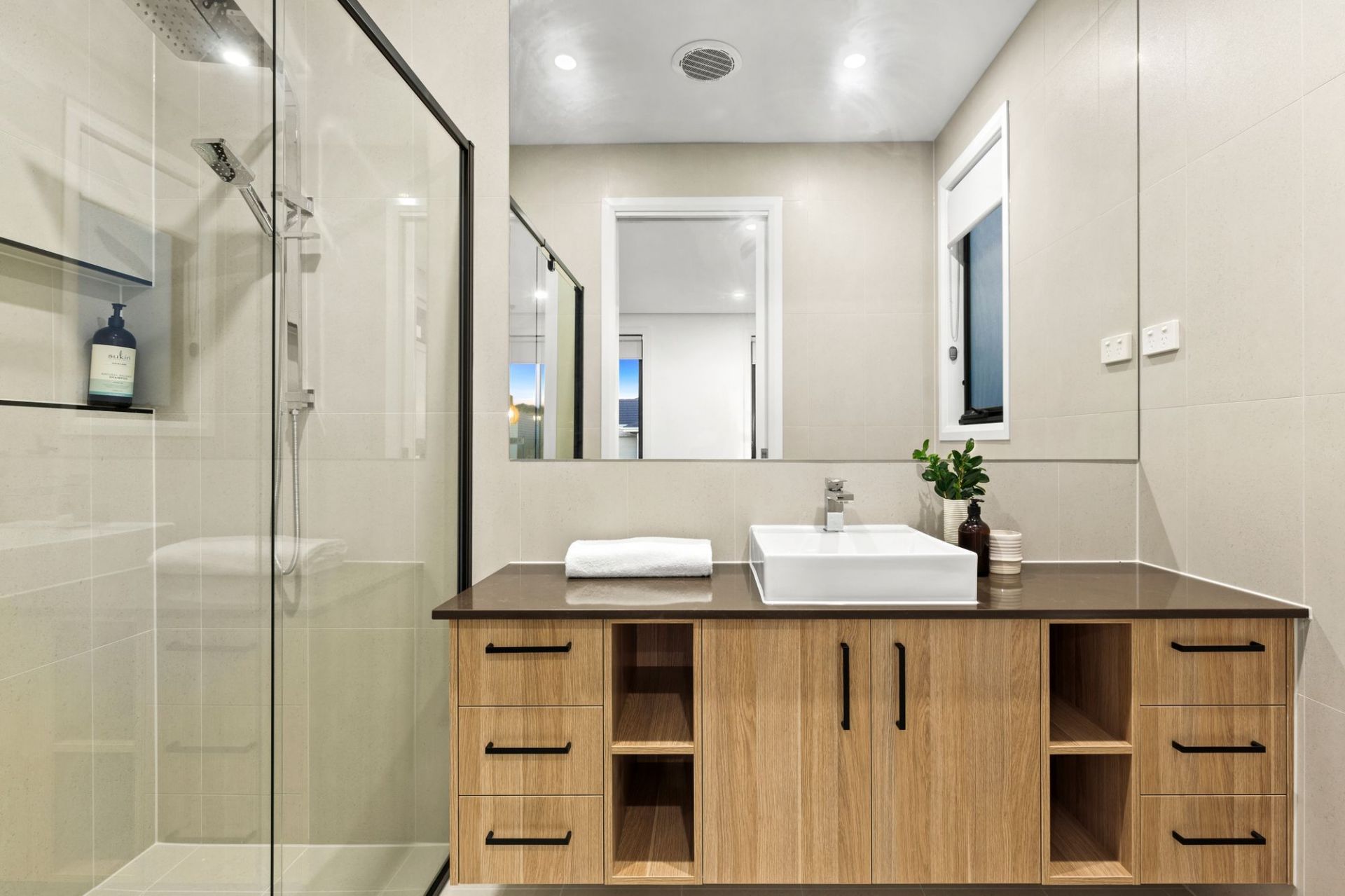24 Miranda Crescent St Leonards VIC, St Leonards - Thumbnail 3