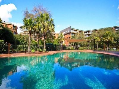 NORTH facing Spacious one bedroom apartment overlooking pool and gardens - A MUST SEE.