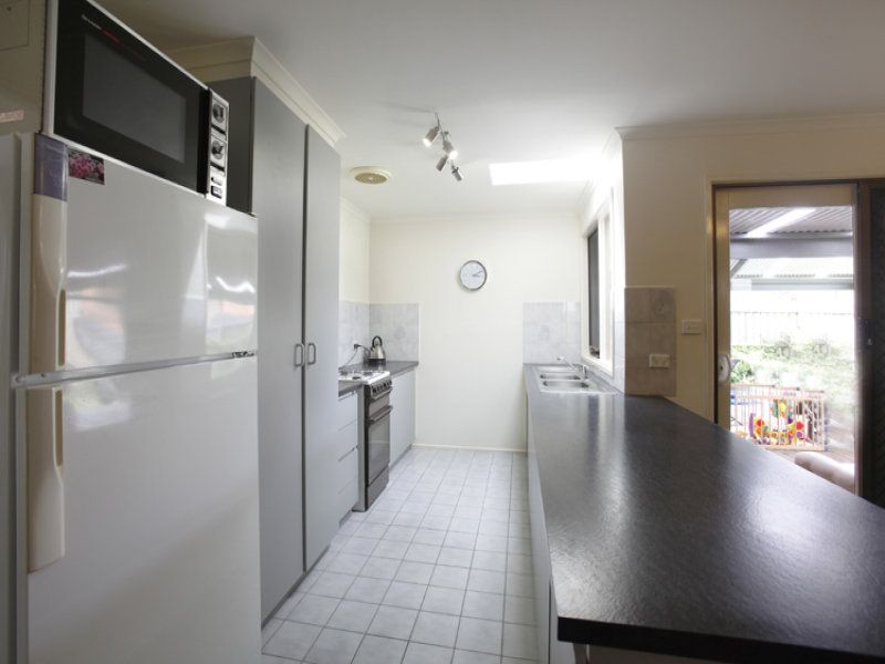 4 Canonbury Circle, Seabrook - Thumbnail 3