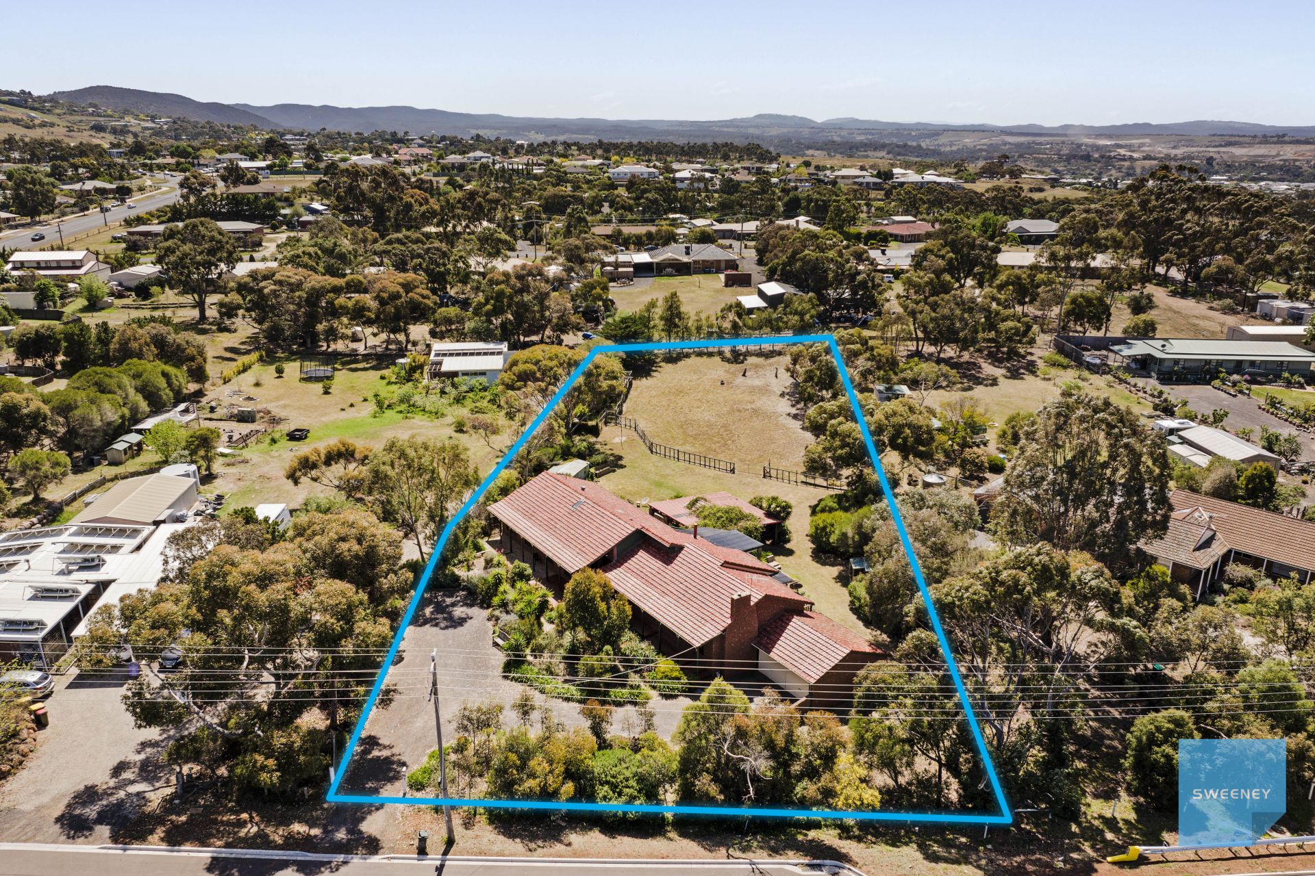 112 Holts Lane, Darley - Thumbnail 3