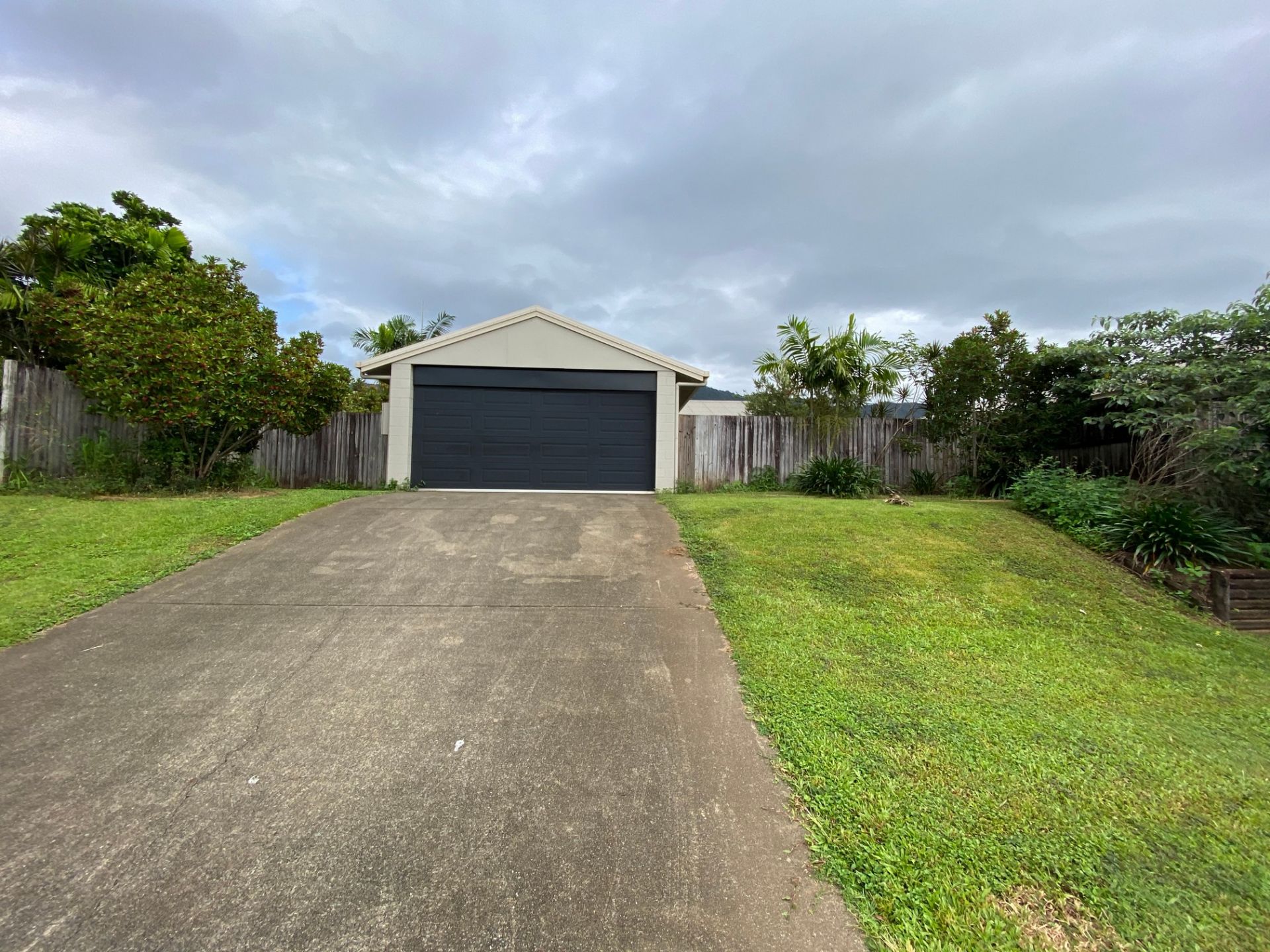 Edmonton Cairns South Properties