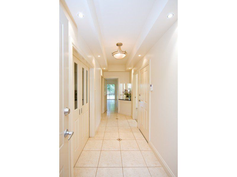 9 Railway Crescent Evanston 5116