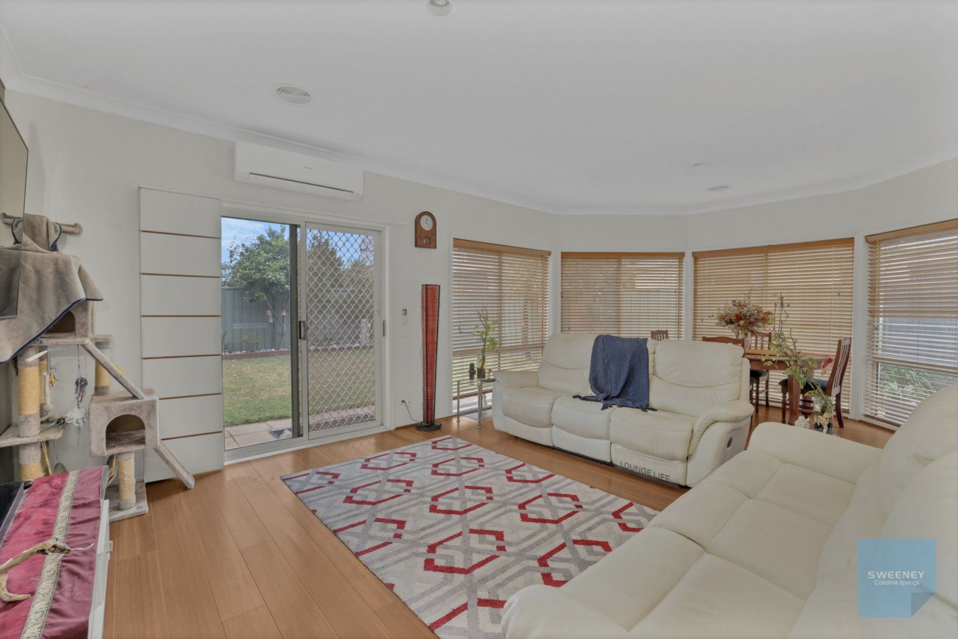 72 Chisholm Drive, Caroline Springs - Thumbnail 5