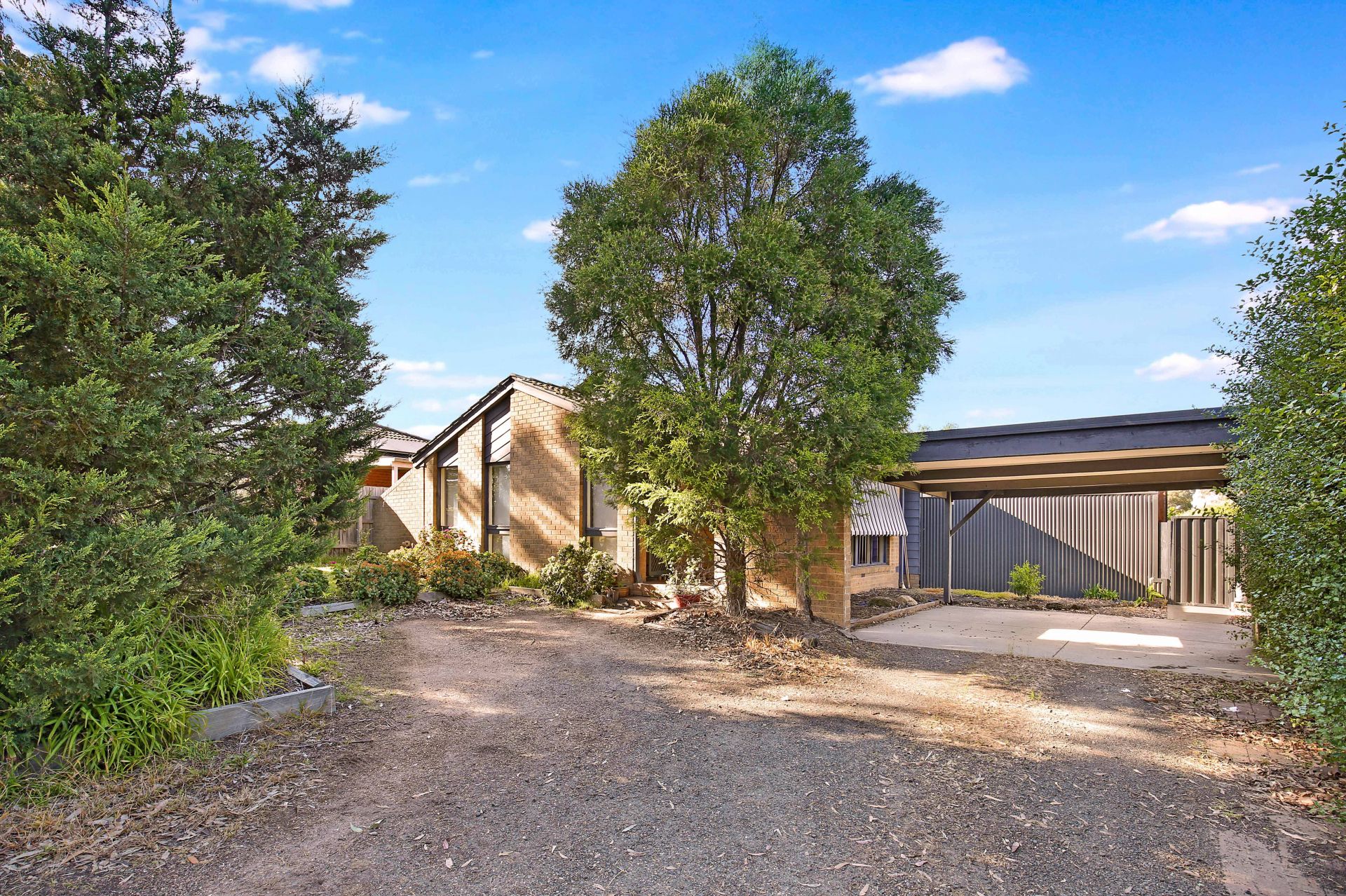 3 Bedroom Home In Convenient Location