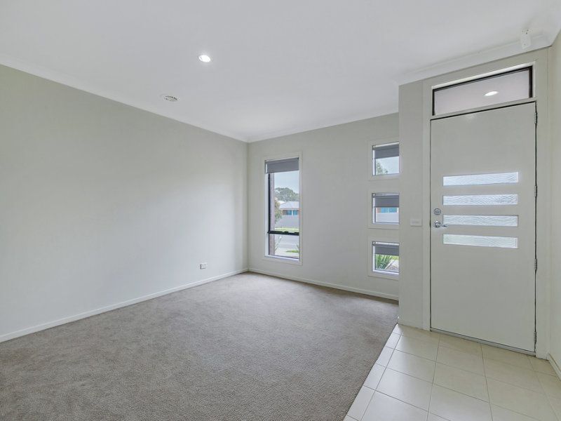 6 Pearson Road MERNDA, Mernda - Thumbnail 6