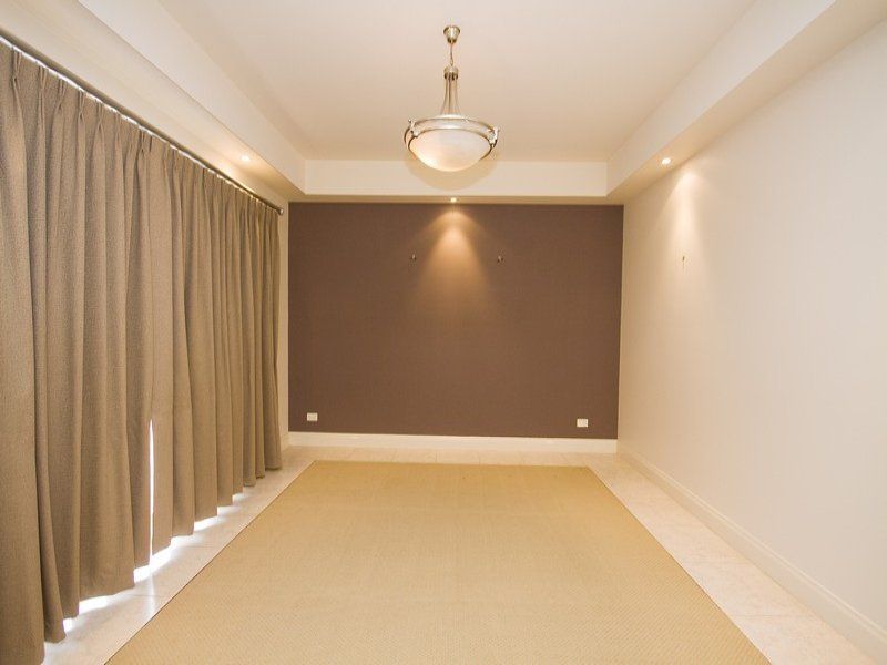 9 Railway Crescent Evanston 5116