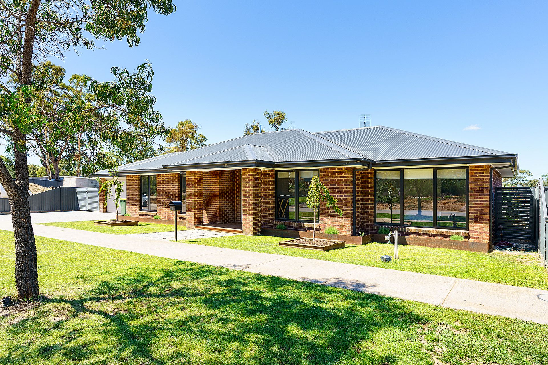 5 McKenzie Way, McKenzie Hill - Thumbnail 2