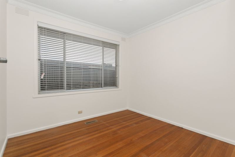90 Spring Street, Thomastown