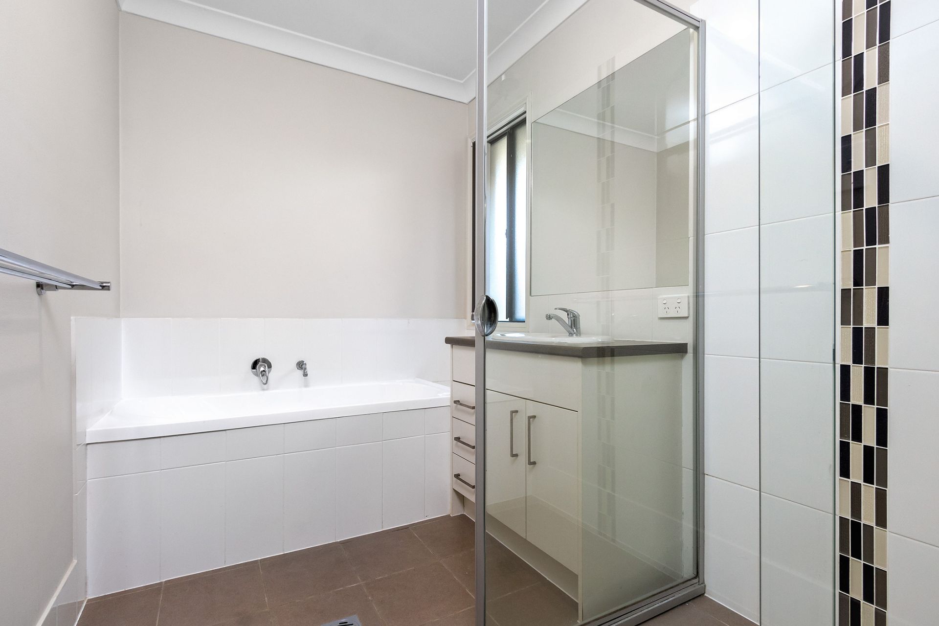 Real Estate For Lease 14 Medinah Point Medowie , NSW