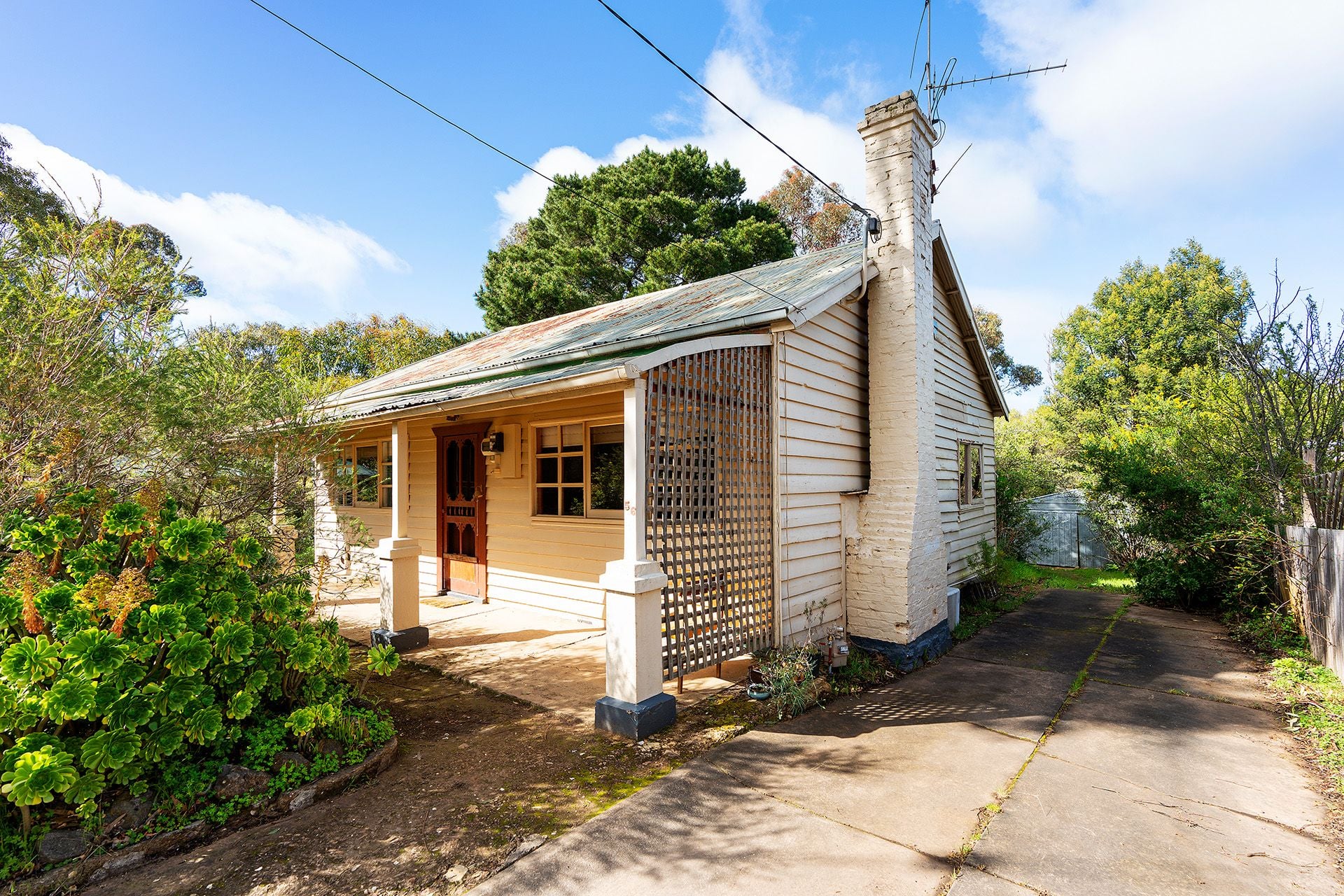 56 Hunter Street, Castlemaine - Thumbnail 2