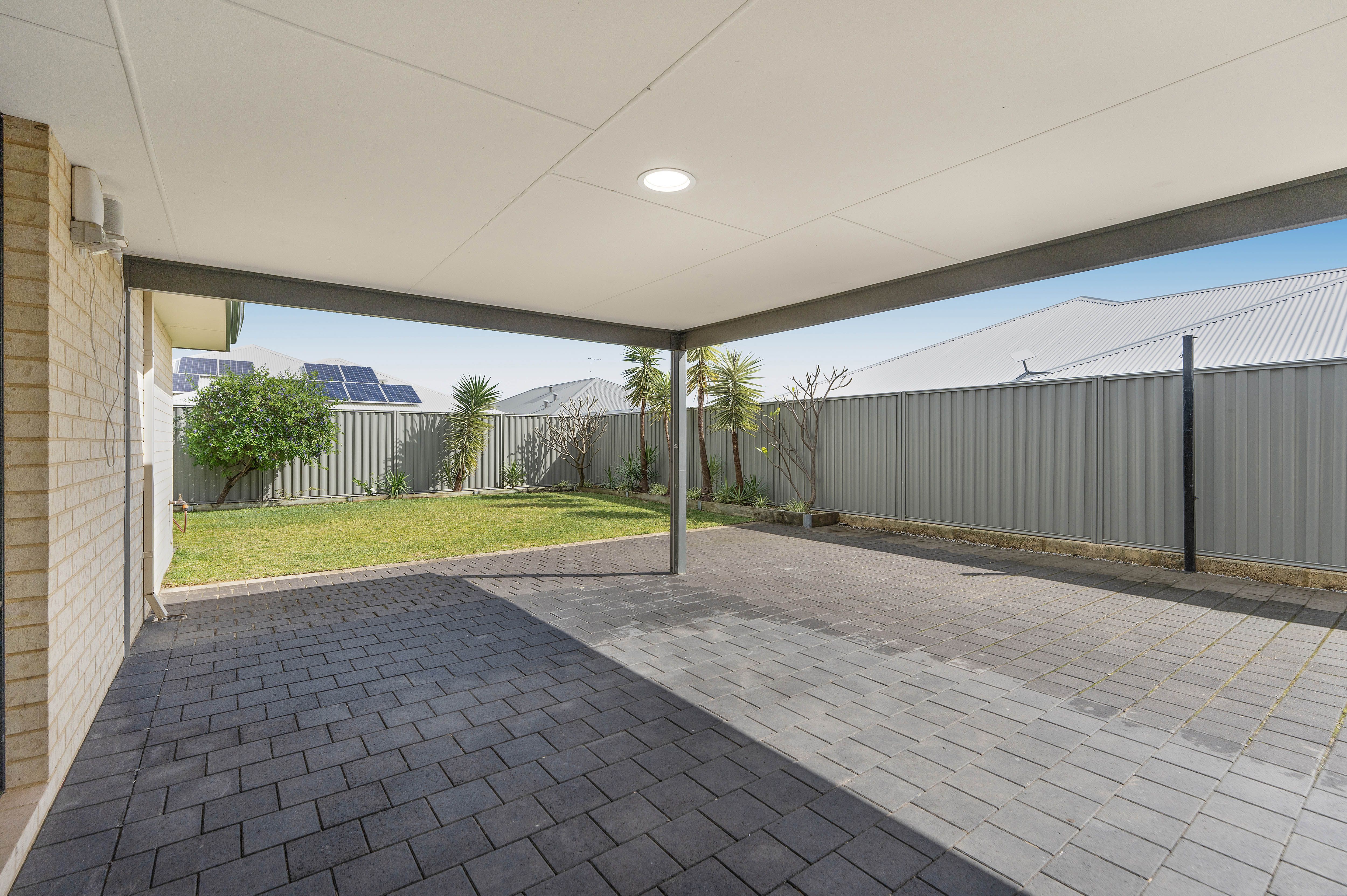 10 Crillin Way, Byford