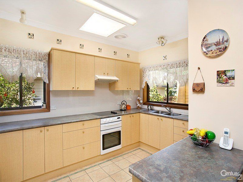 12 Bondell Avenue, GYMEA, Gymea - Thumbnail 5