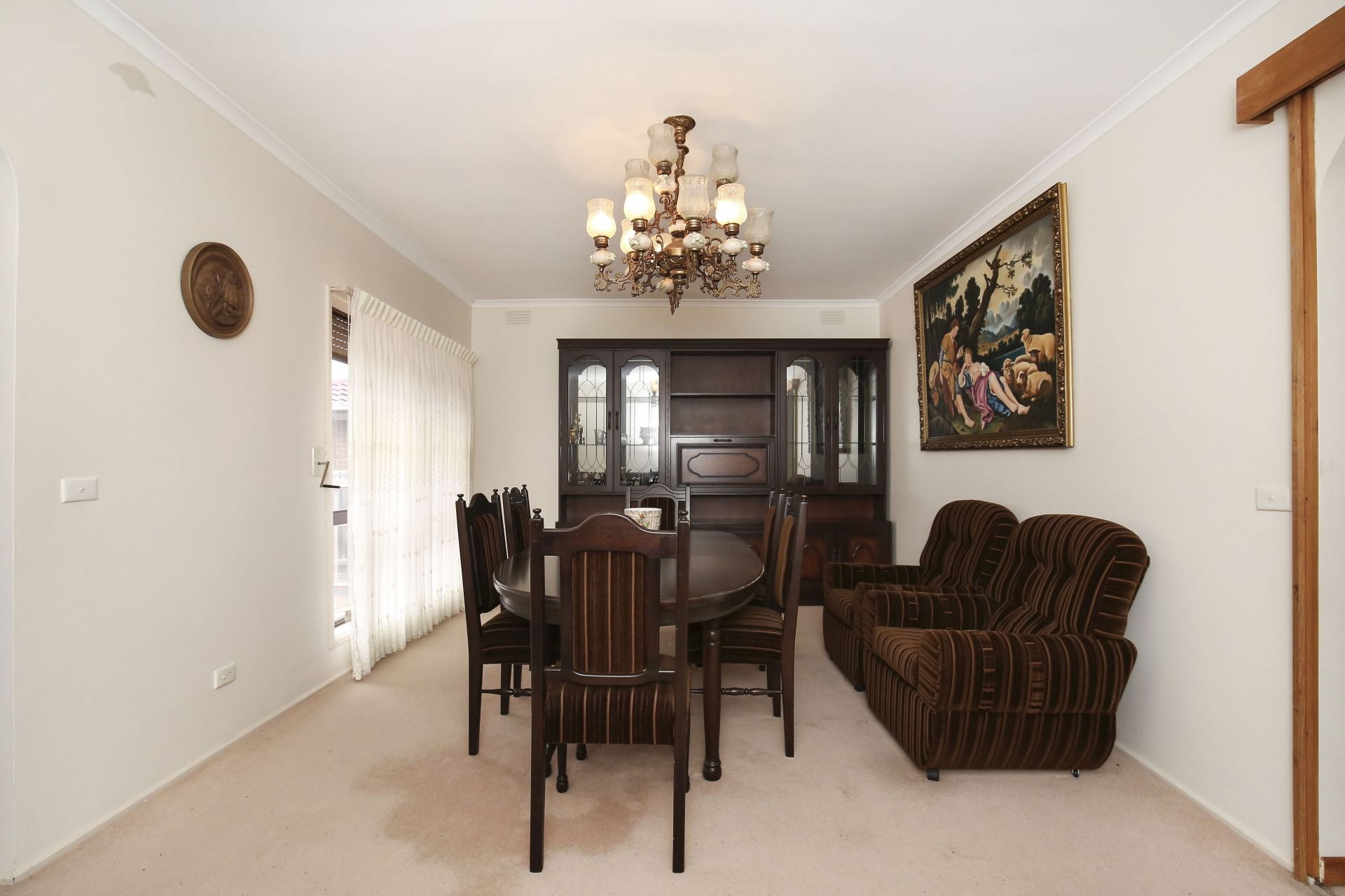 AFFORDABLE OPPORTUNITY, DESIRABLE LOCATION