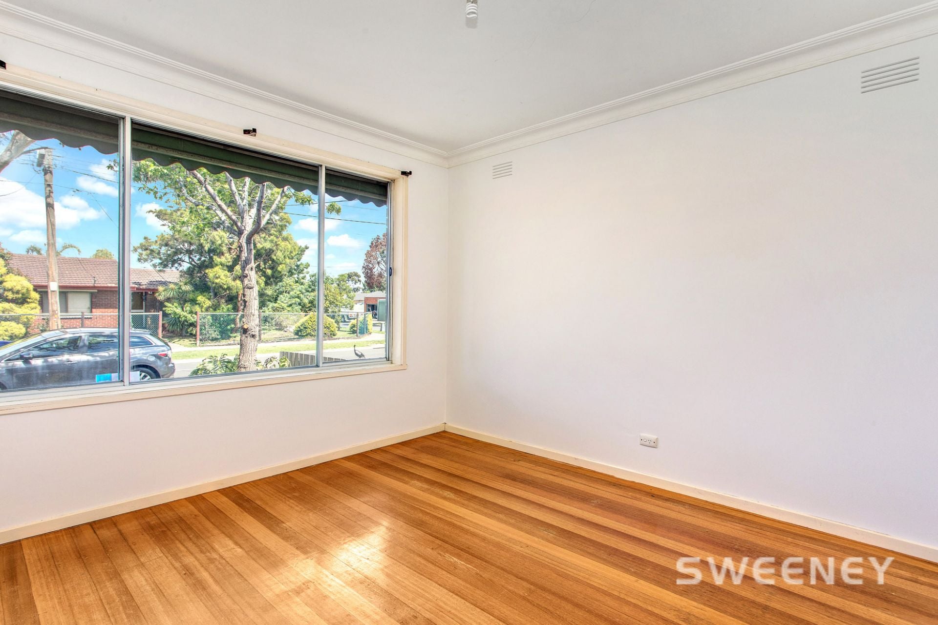 92 McIntyre Drive, Altona - Thumbnail 5